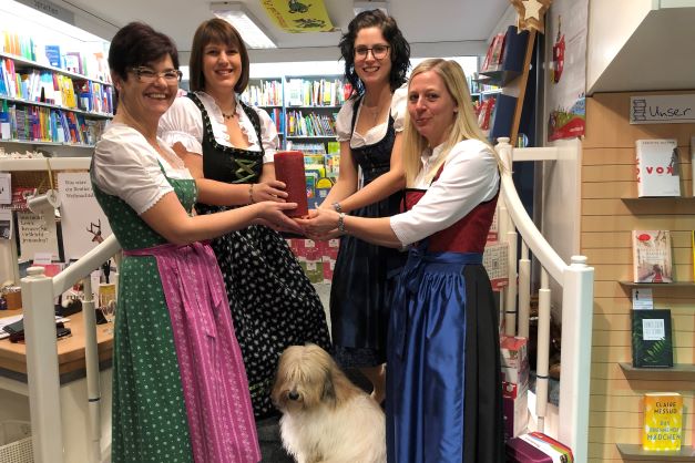 in der Buchhandlung